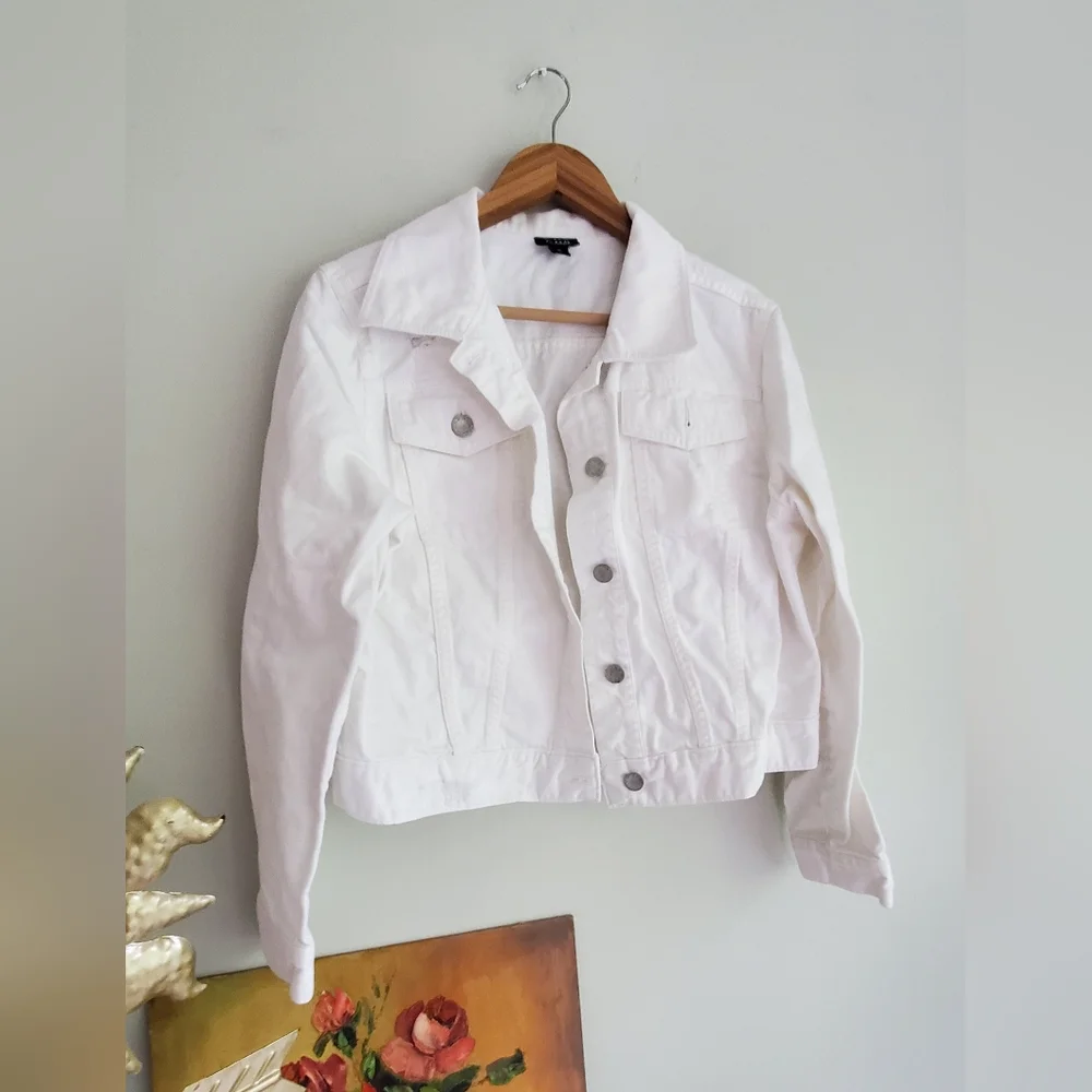 ANA Women's White Cropped Distressed Denim Jacket Size XL - Picture 4 of 8